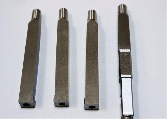 SKD61 DME อุปกรณ์เสริมสำหรับการฉีดขึ้นรูปการเปลี่ยนแม่พิมพ์ฉีดขึ้นรูป Core Pin