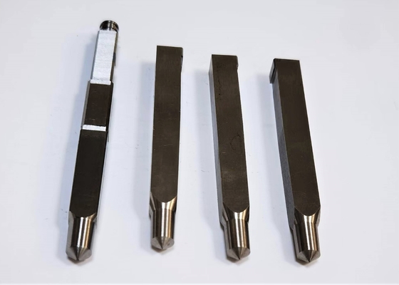 SKD61 DME อุปกรณ์เสริมสำหรับการฉีดขึ้นรูปการเปลี่ยนแม่พิมพ์ฉีดขึ้นรูป Core Pin