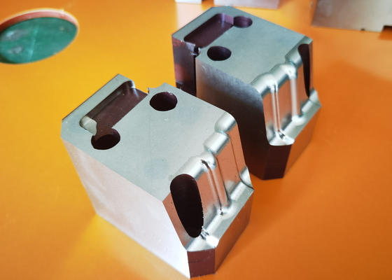 Die Casting Cavity Precision ชิ้นส่วนแม่พิมพ์ Core Die Tooling